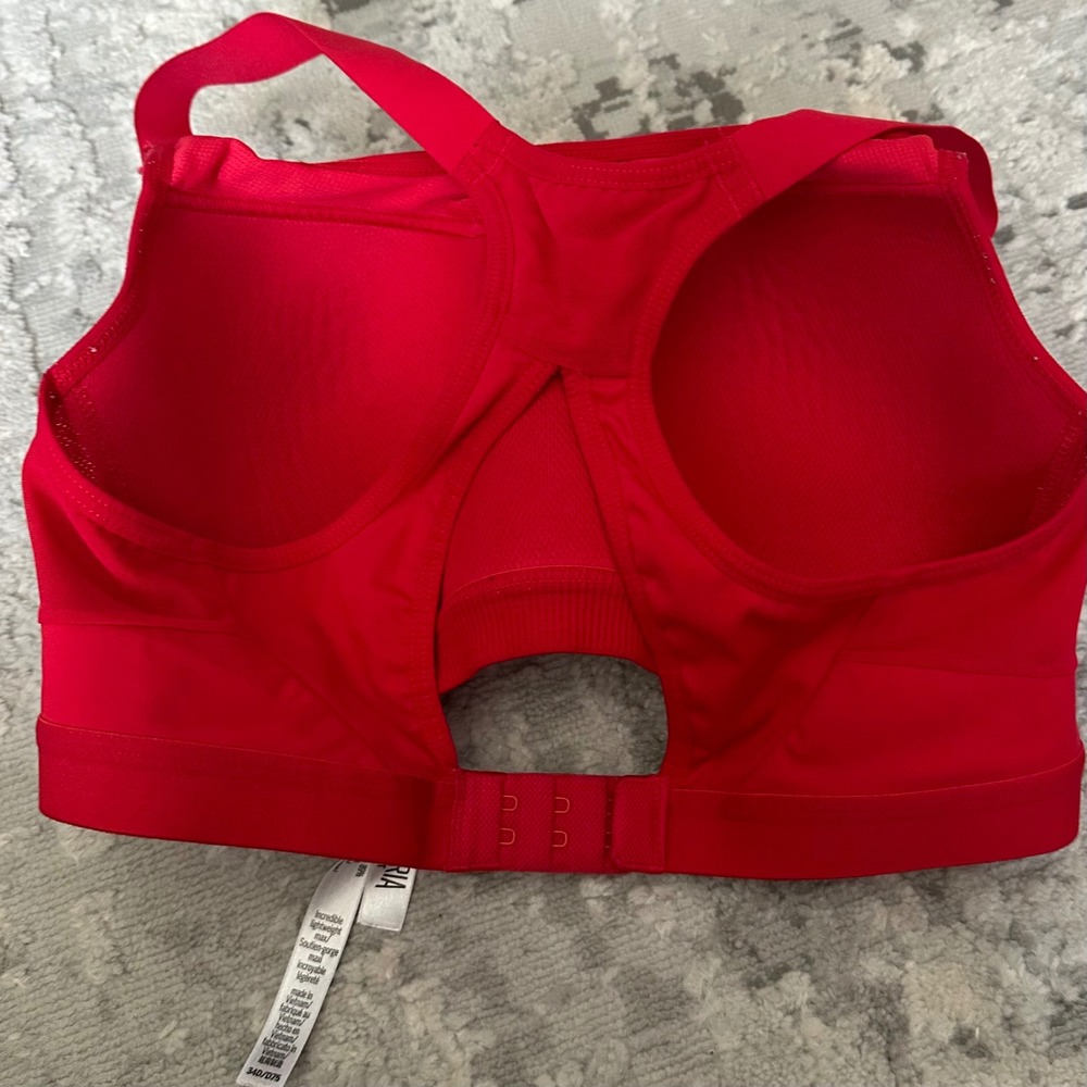 Victoria Sport Red High‎ Impact Sports Bra Maximum Support Adjustable Straps 34D